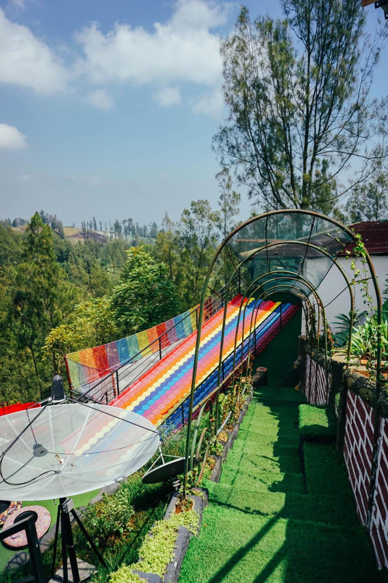 Hotel Nature Bromo And Resort Pasuruan Bagian luar foto