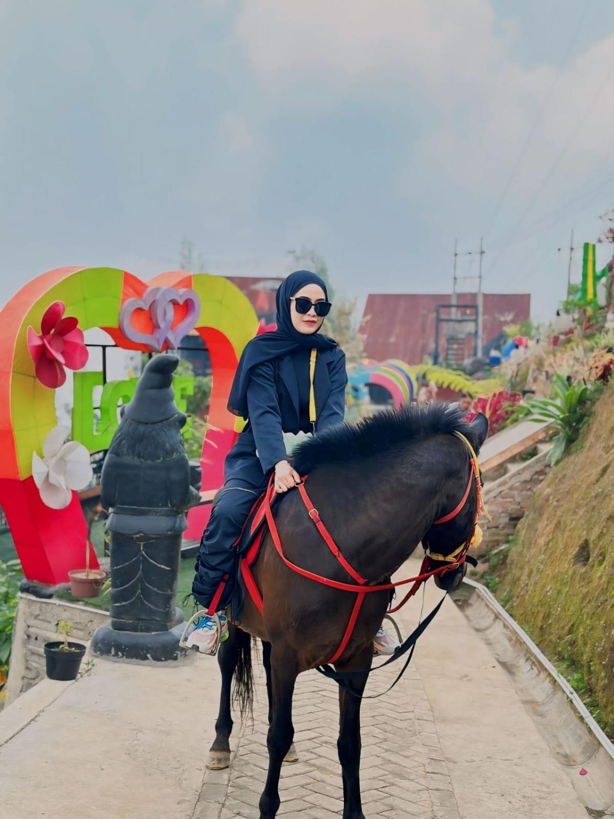 Hotel Nature Bromo And Resort Pasuruan Bagian luar foto